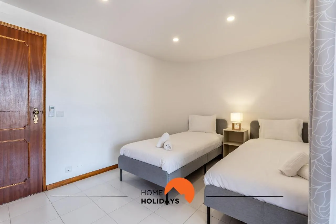 #169 T3 Medronheira By Home Holidays Albufeira 0*,