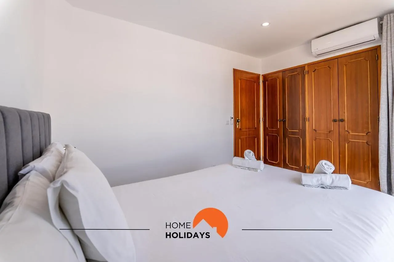#169 T3 Medronheira By Home Holidays Albufeira 0*,  Portugal